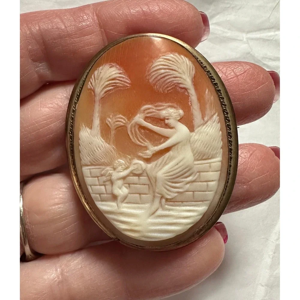 Victorian Carved Shell Cameo Brooch Cupid & Dancer